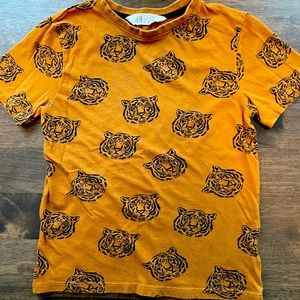H&M boys tee size 8/10